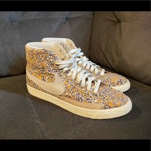 Nike Blazer Mid Vintage Liberty NRG Women’s Shoe 529037-700 - Size 11